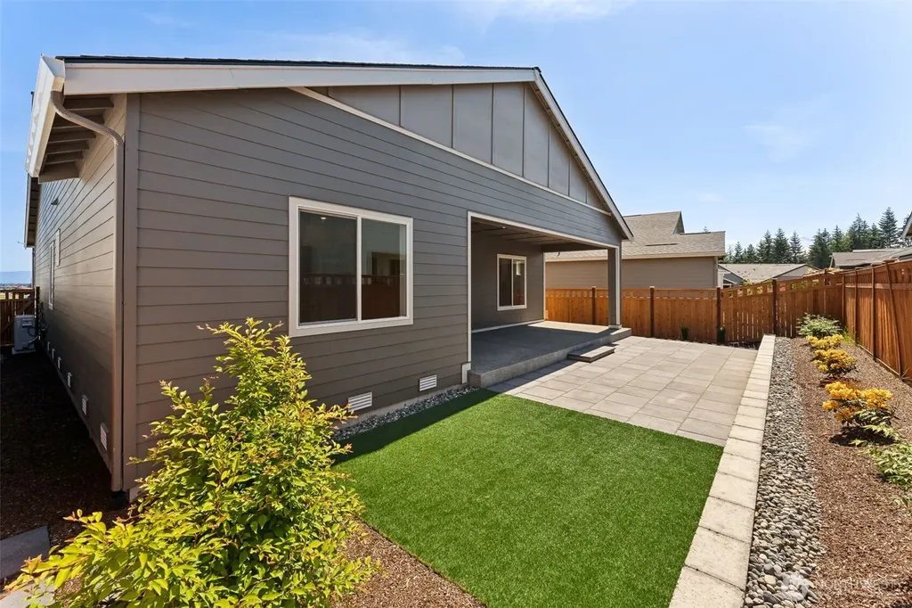 20814 149th Street E Bonney Lake WA 98391