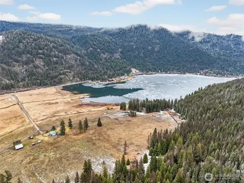 3016 Deep Lake North Shore Way Colville WA 99114