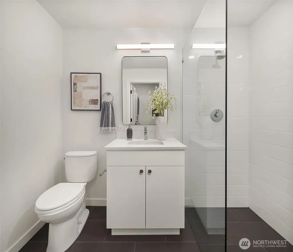 6214 40th Avenue NE Seattle WA 98115