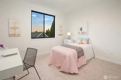 6214 40th Avenue NE Seattle WA 98115