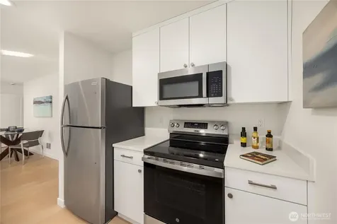 6214 40th Avenue NE Seattle WA 98115