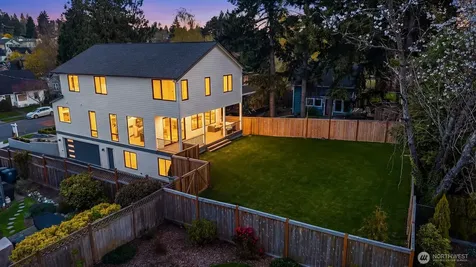 6214 40th Avenue NE Seattle WA 98115