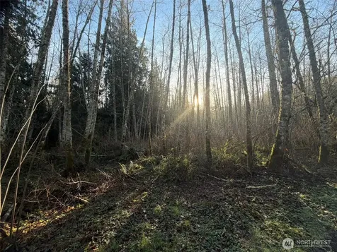 400 House Place Camano Island WA 98282
