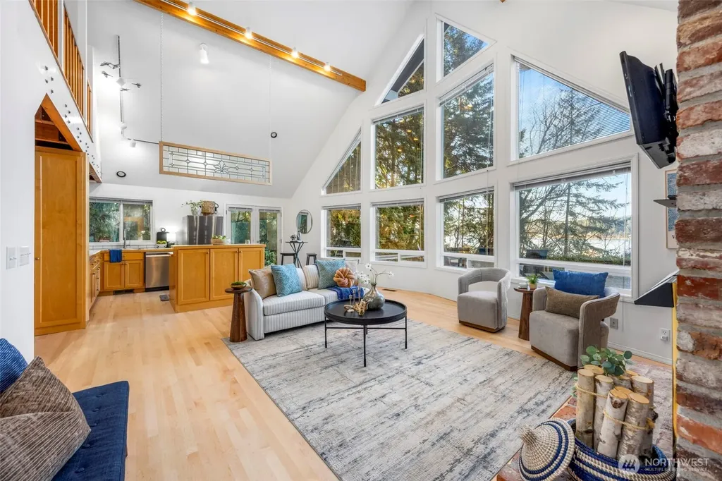 16273 Reitan Road NE Bainbridge Island WA 98110