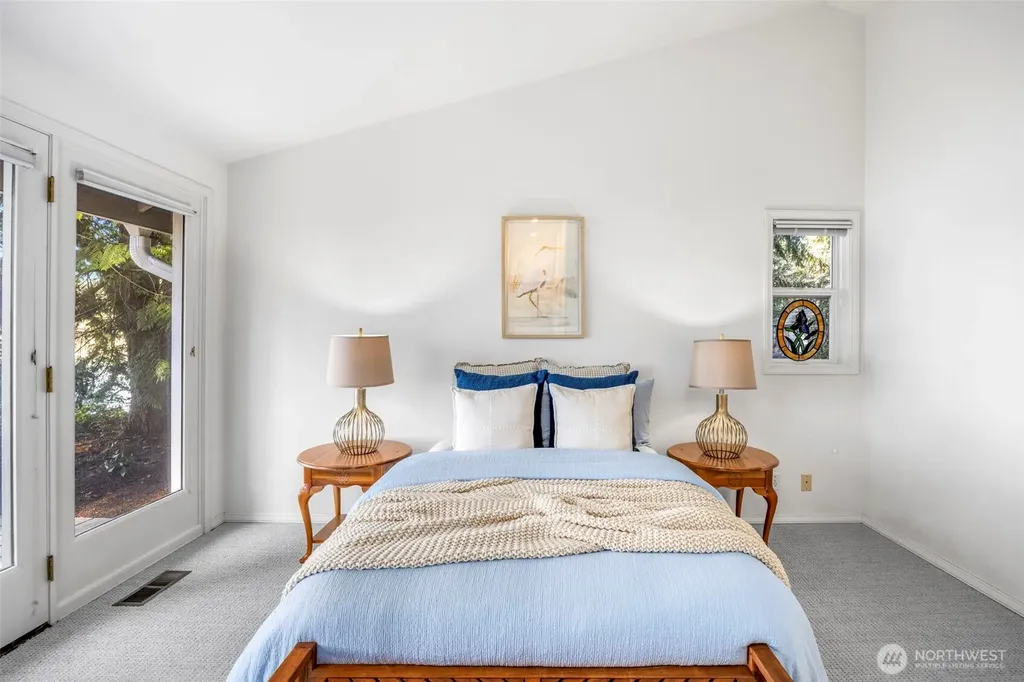 16273 Reitan Road NE Bainbridge Island WA 98110