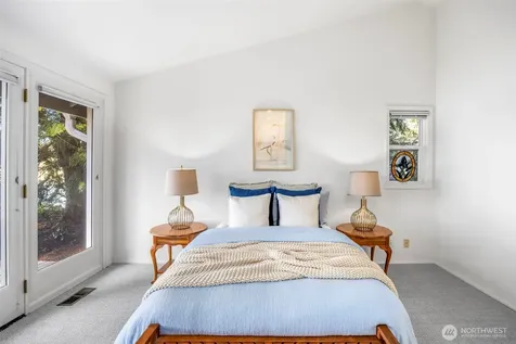16273 Reitan Road NE Bainbridge Island WA 98110