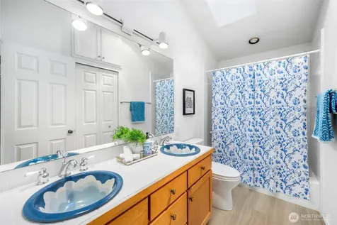16273 Reitan Road NE Bainbridge Island WA 98110