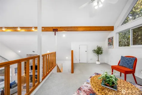 16273 Reitan Road NE Bainbridge Island WA 98110