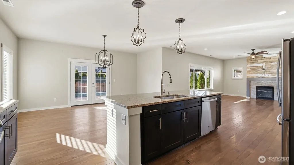 1475 Couls Avenue Buckley WA 98321