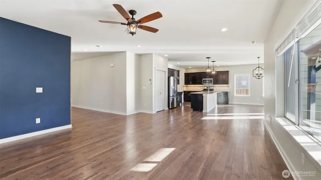 1475 Couls Avenue Buckley WA 98321