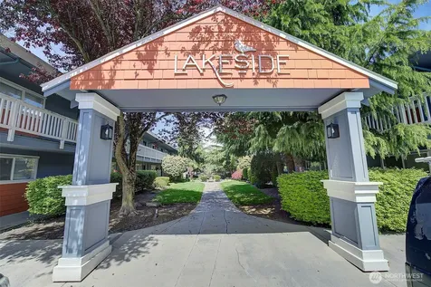 747 75th Street SE Everett WA 98203
