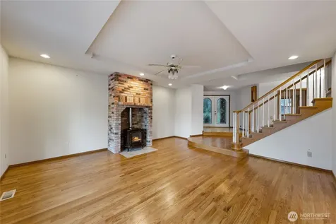 2115 Fairway Lane Oak Harbor WA 98277