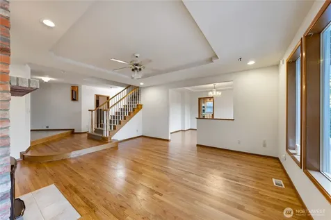 2115 Fairway Lane Oak Harbor WA 98277
