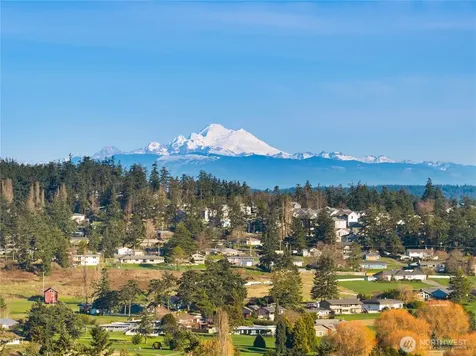 2115 Fairway Lane Oak Harbor WA 98277