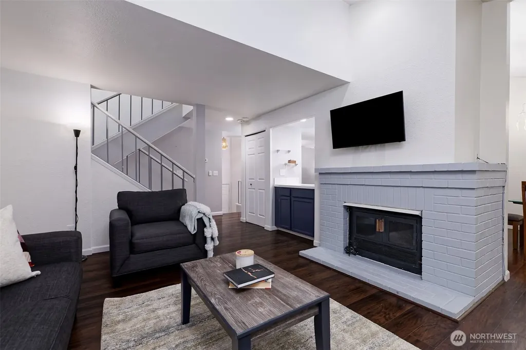 15120 Sunwood Boulevard Seattle WA 98188