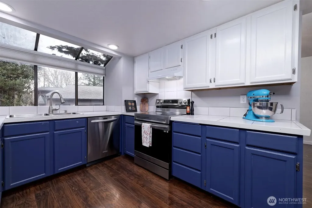 15120 Sunwood Boulevard Seattle WA 98188