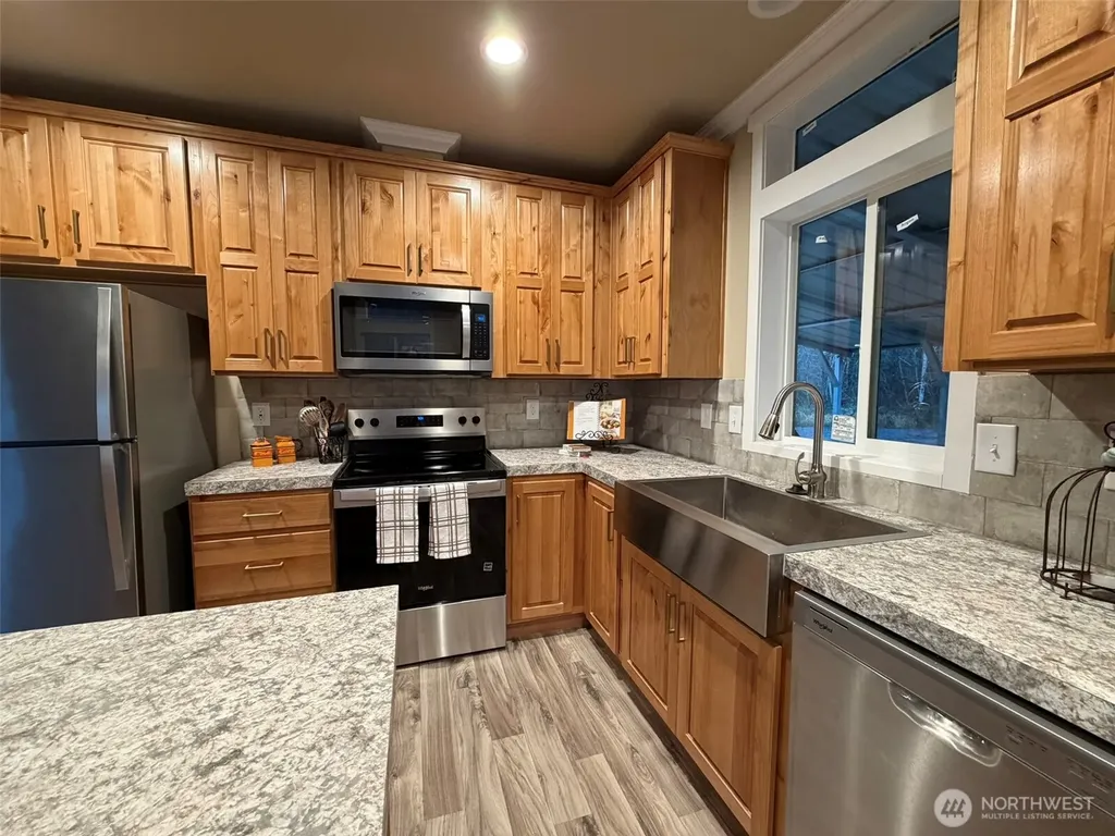 2010 Broadway Avenue Hoquiam WA 98550