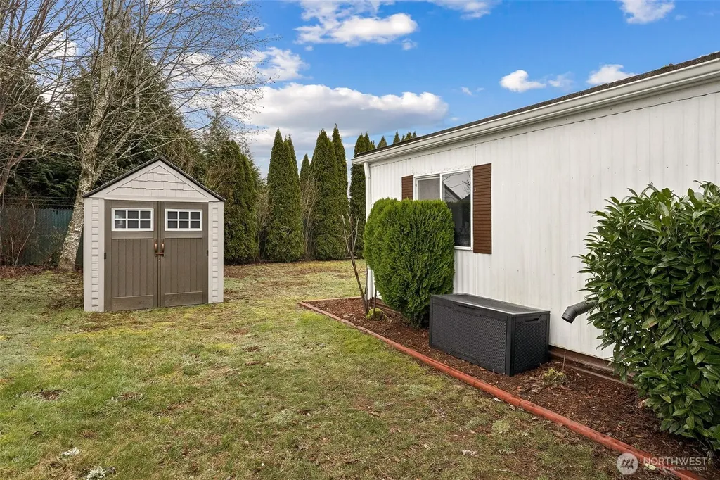 9900 Blomberg Street SW Olympia WA 98512