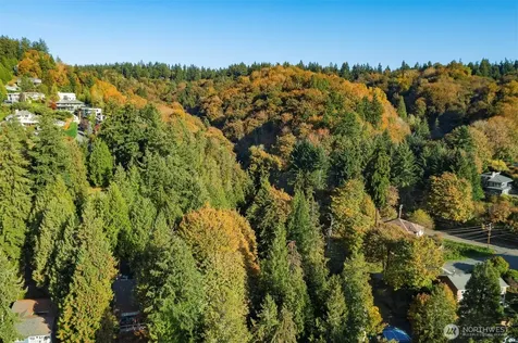 13530 62nd Avenue NE Kirkland WA 98034