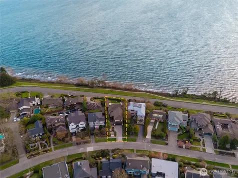 1640 Magnolia Boulevard W Seattle WA 98199