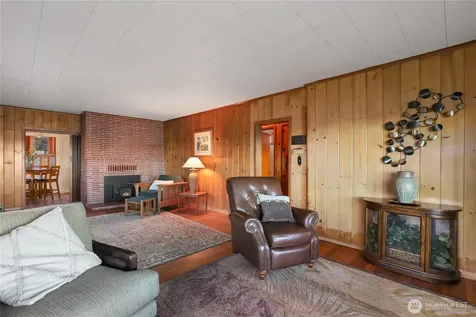 5762 Chico Way NW Bremerton WA 98312