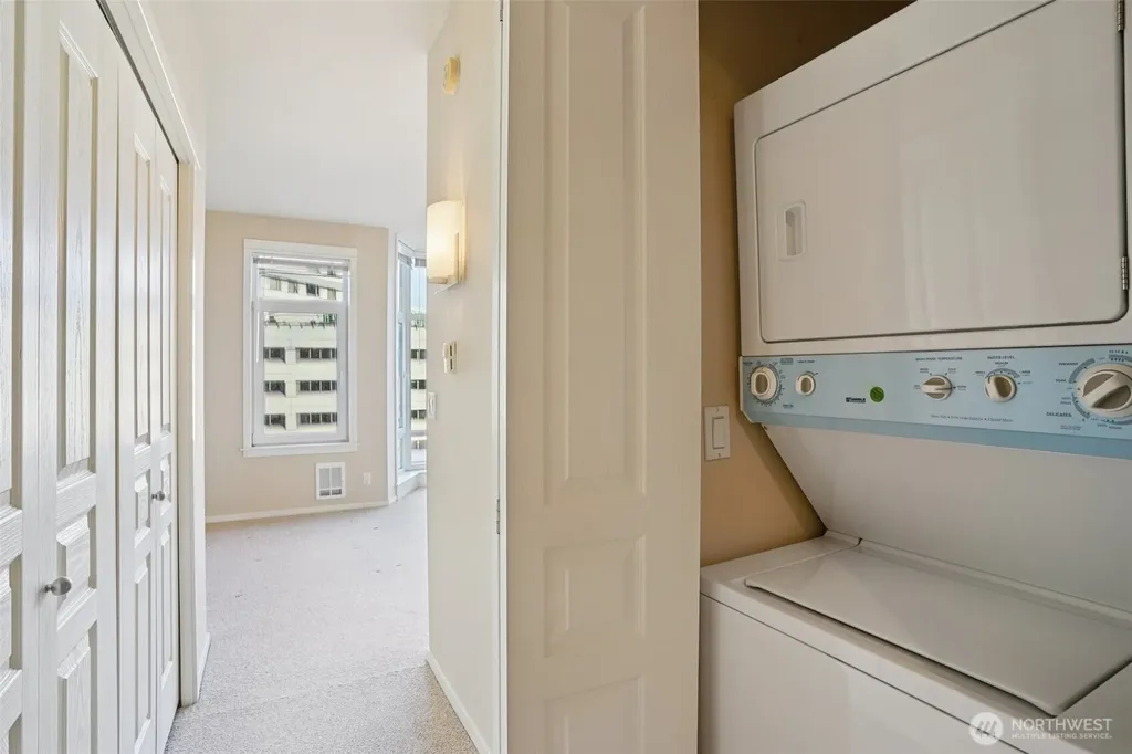 2801 1st Avenue Seattle WA 98121