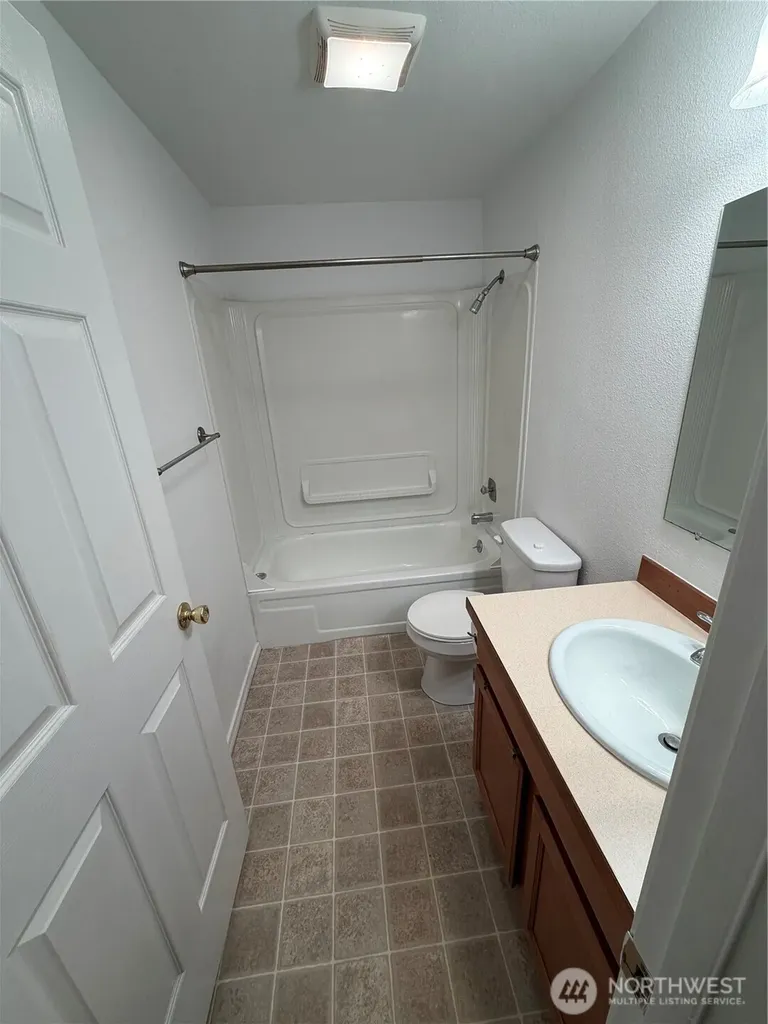 3430 I Street NE Auburn WA 98002