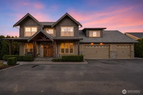 109 W 2nd Street Nooksack WA 98276