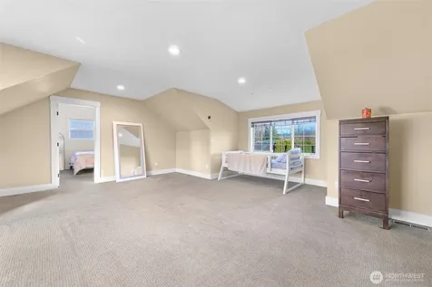 109 W 2nd Street Nooksack WA 98276