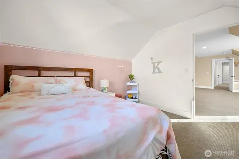 109 W 2nd Street Nooksack WA 98276