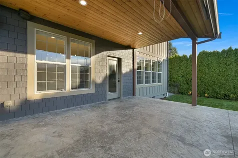 109 W 2nd Street Nooksack WA 98276