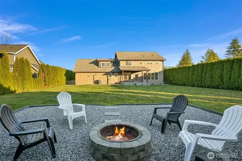 109 W 2nd Street Nooksack WA 98276