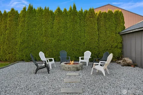 109 W 2nd Street Nooksack WA 98276