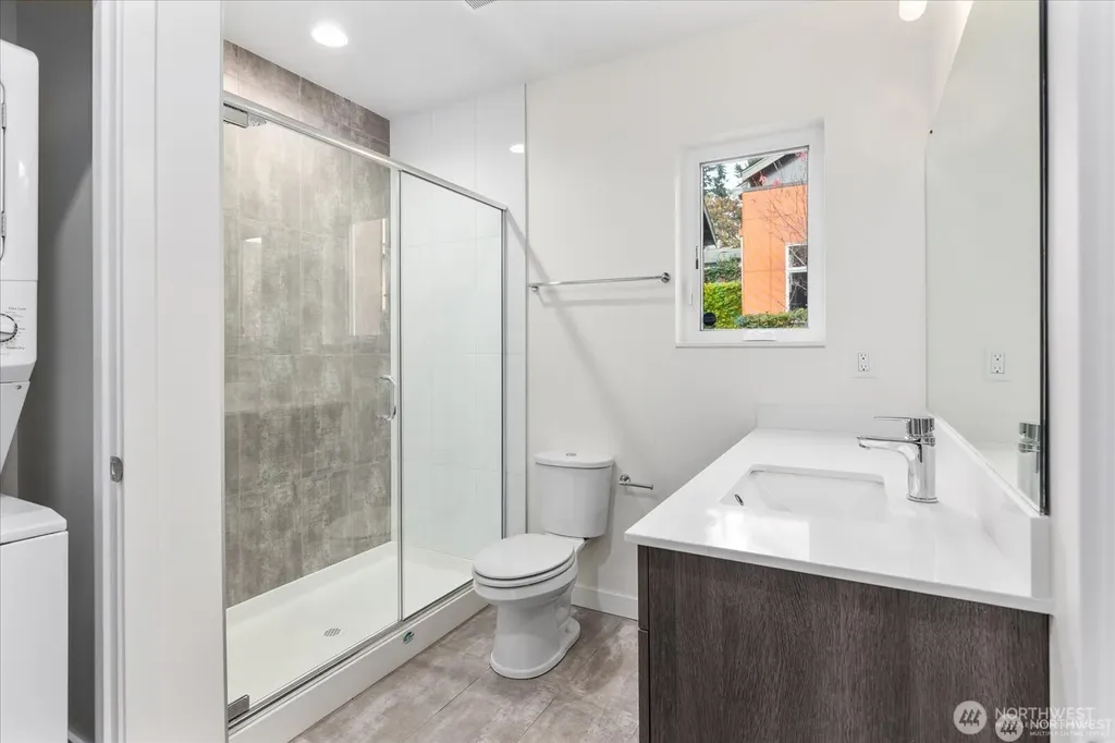 6013 S 127th Lane Seattle WA 98178