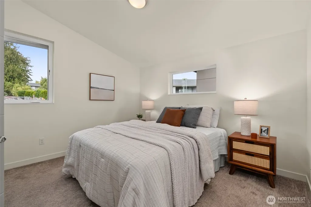 6012 S 127th Lane Seattle WA 98178