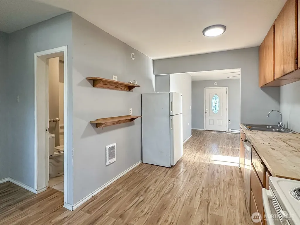1222 Schley Street Aberdeen WA 98520