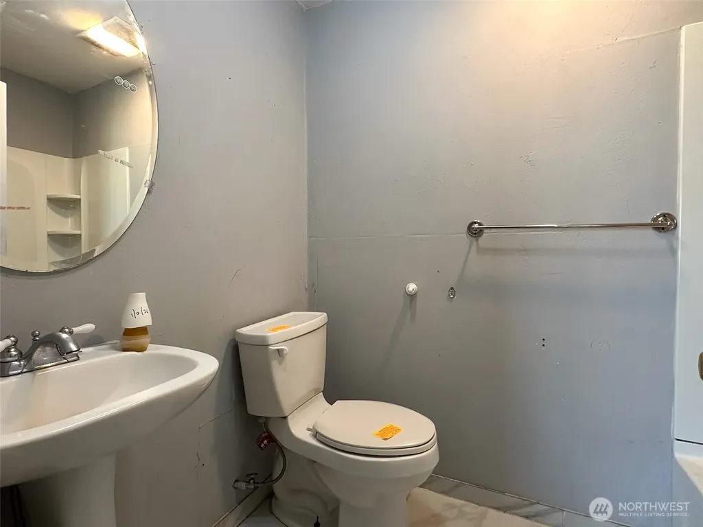 1222 Schley Street Aberdeen WA 98520