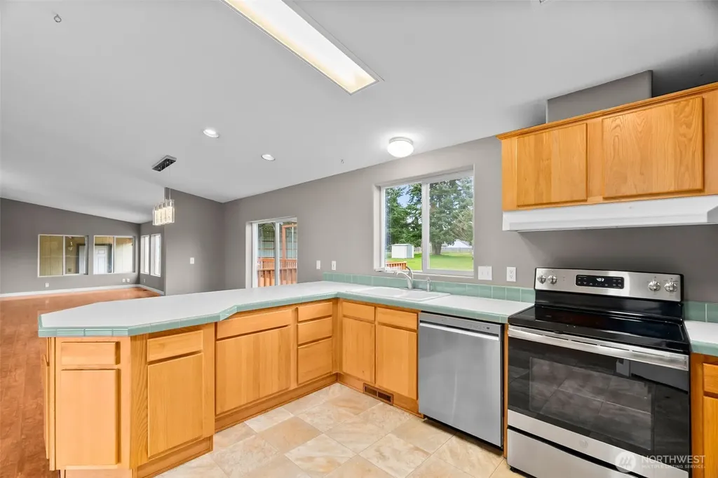 7808 197th Avenue SW Rochester WA 98579