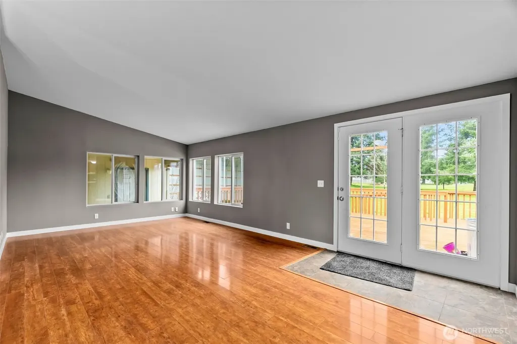 7808 197th Avenue SW Rochester WA 98579