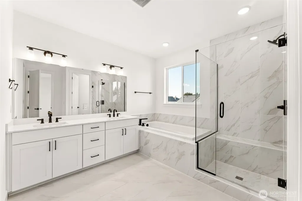 2216 Oak Court Milton WA 98354