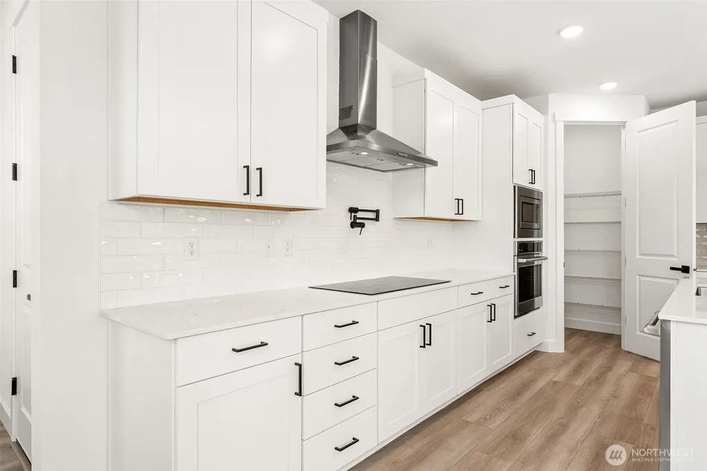 2216 Oak Court Milton WA 98354