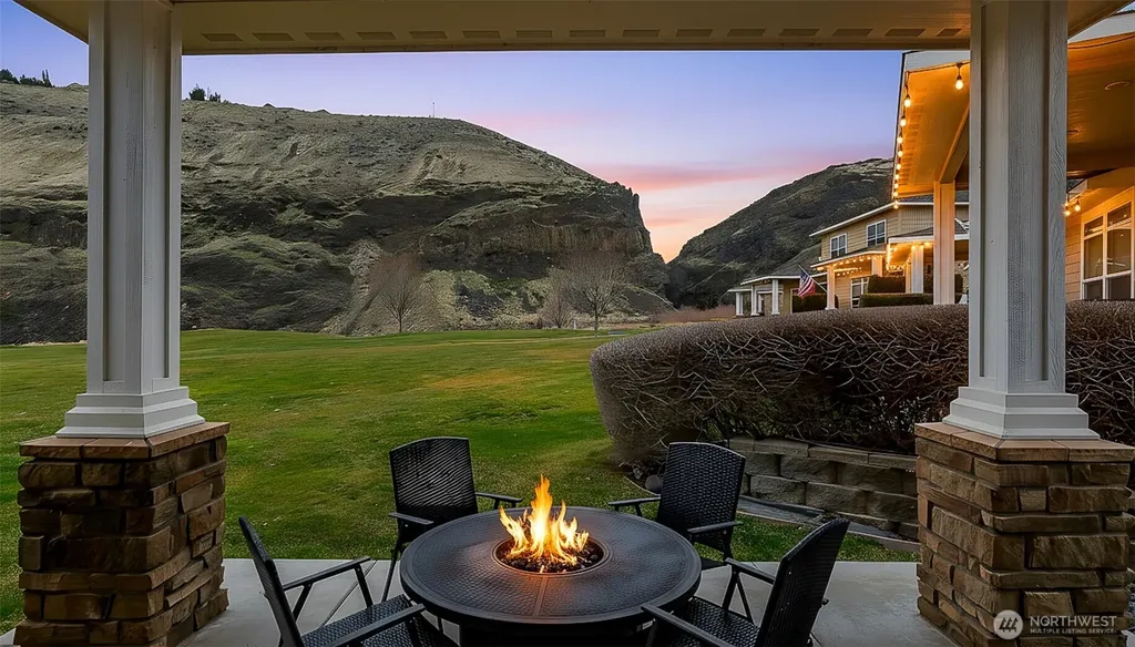 9270 Canyon Drive NW Quincy WA 98848