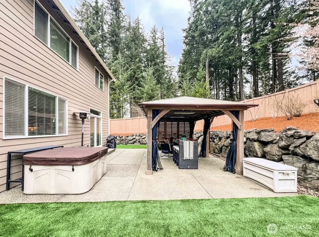 34614 SE Curtis Drive Snoqualmie WA 98065