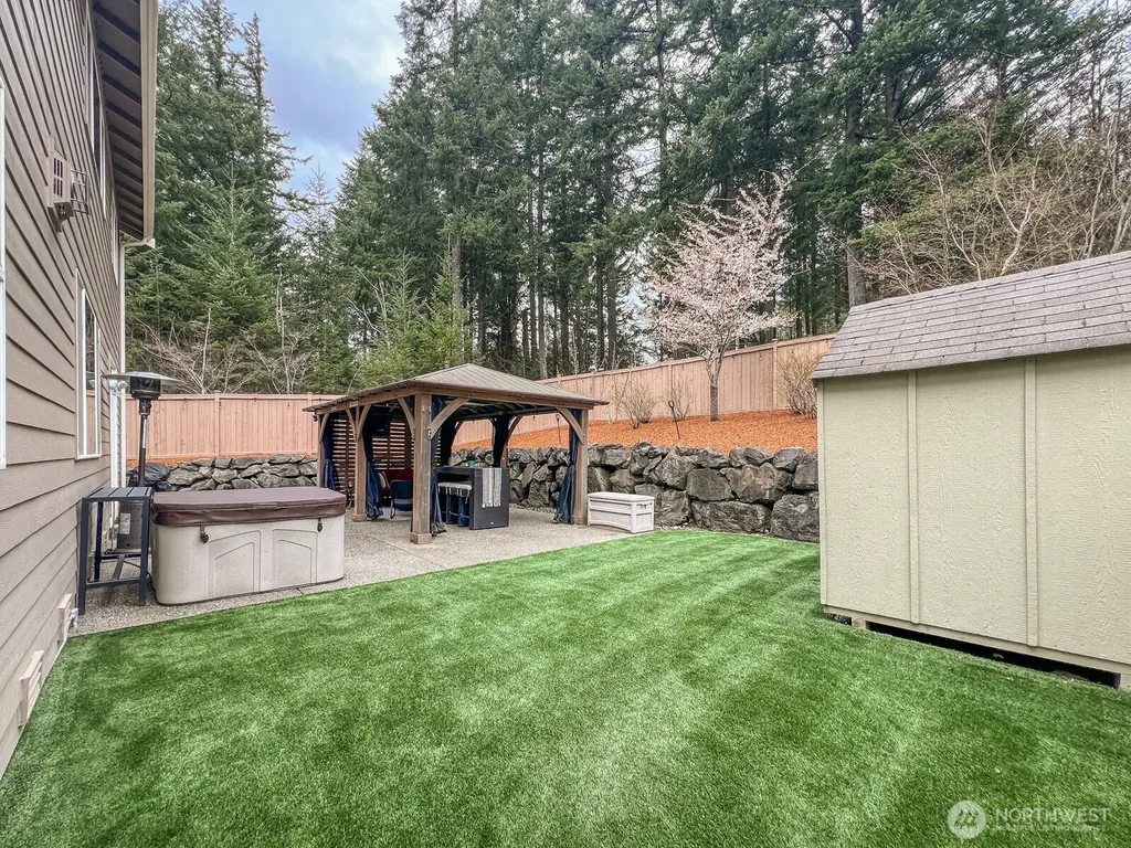 34614 SE Curtis Drive Snoqualmie WA 98065