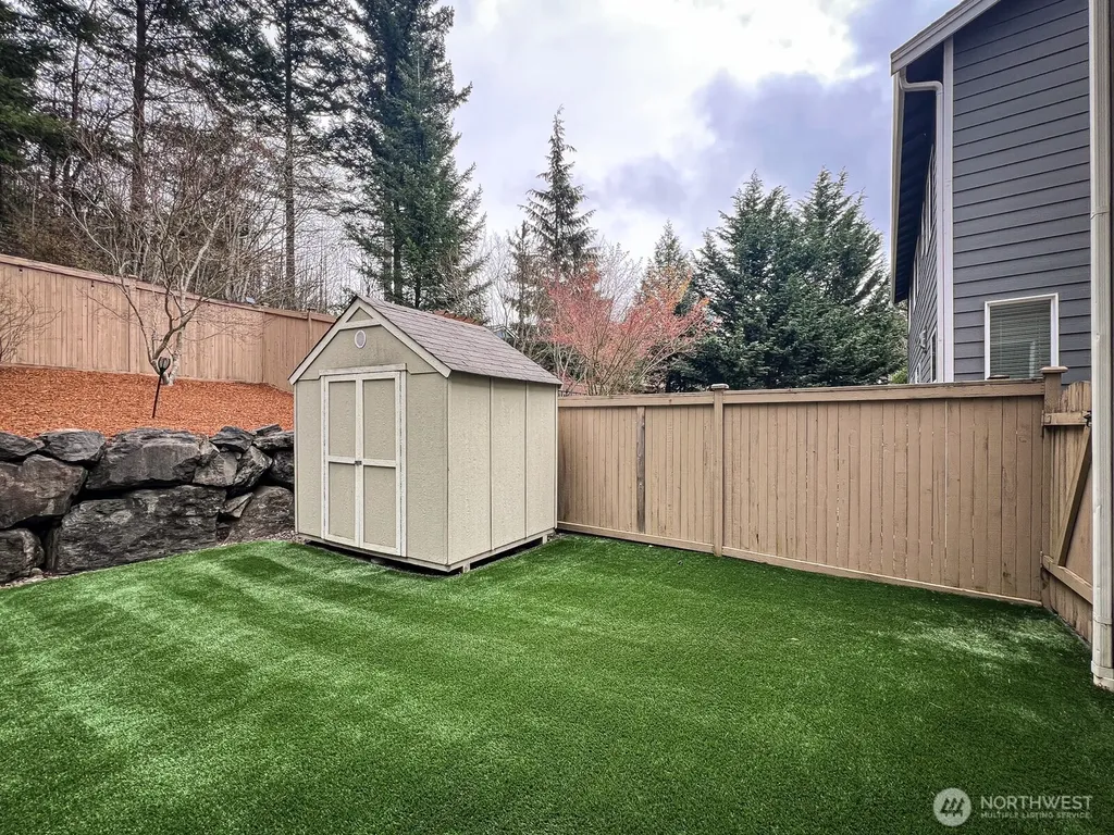 34614 SE Curtis Drive Snoqualmie WA 98065