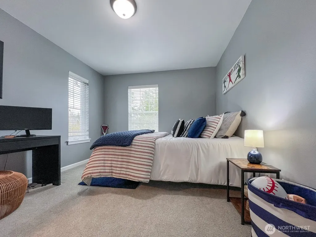 34614 SE Curtis Drive Snoqualmie WA 98065