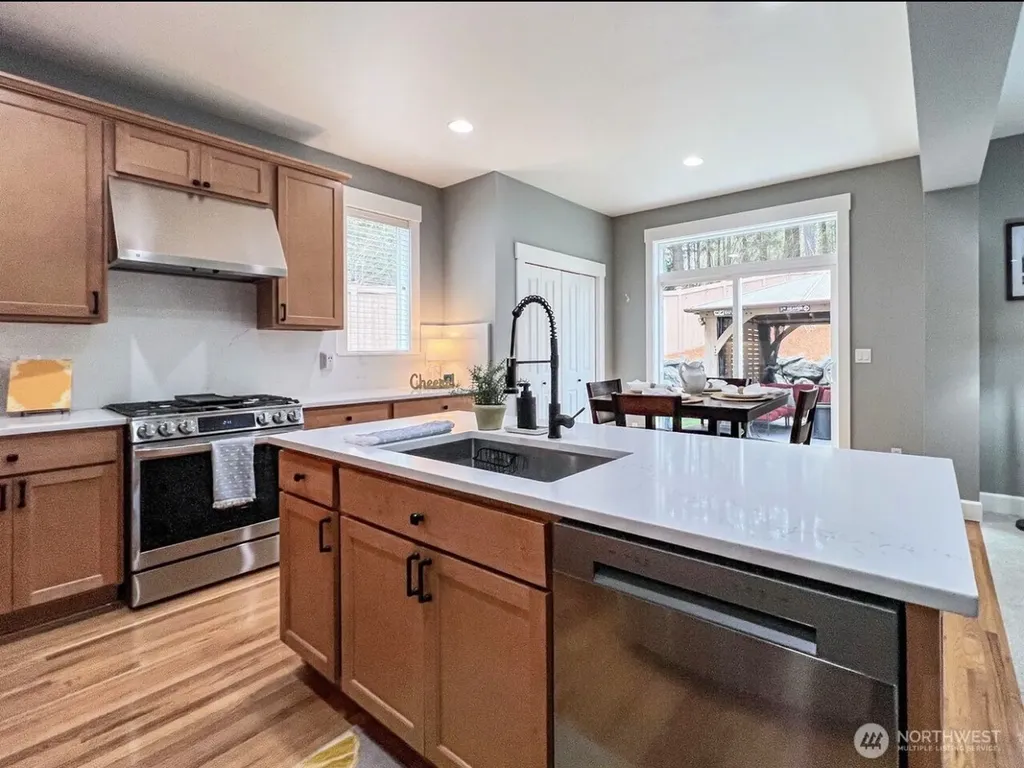 34614 SE Curtis Drive Snoqualmie WA 98065
