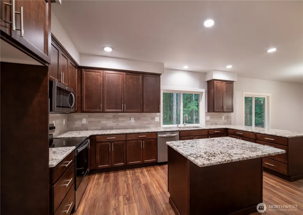 8684 Trillium Lane Concrete WA 98237