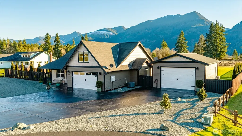 7420 Windsong Lane Sedro Woolley WA 98284