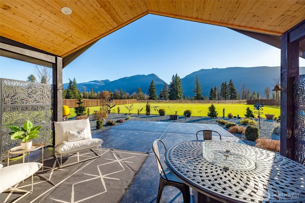 7420 Windsong Lane Sedro Woolley WA 98284